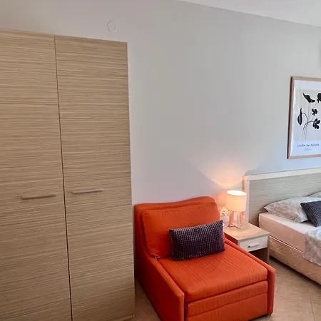 Royal Sun Romantic - 5 Min To The *