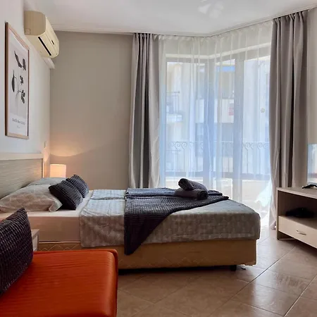 Lägenhet Royal Sun Romantic - 5 Min To The Slăntjev Brjag