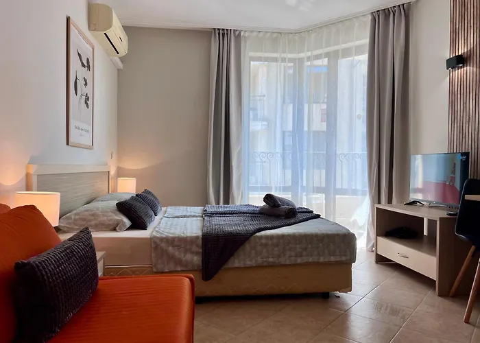 Lejlighed Royal Sun Romantic - 5 Min To The Sunny Beach